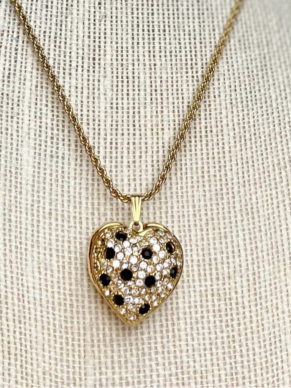 Vintage Joan Rivers Puffy Heart Locket Pendant Necklace: EUC 😍♥️